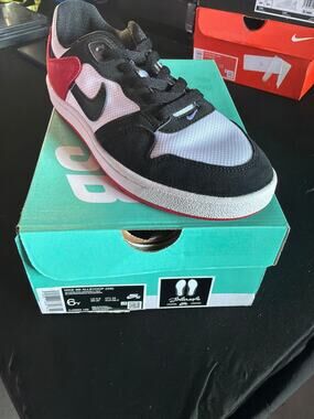 Kids Nike Alleyoop Sneakers